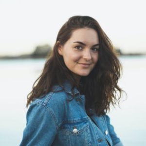 Lena T.
